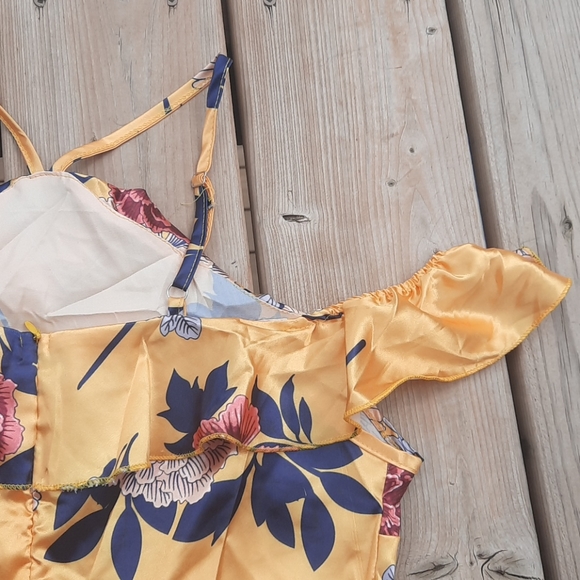 Romper - Picture 10 of 12